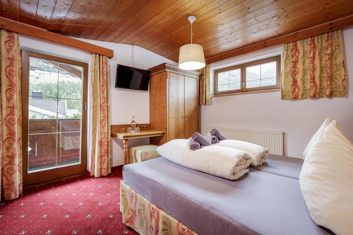 Apartment Apart Garni Enzian