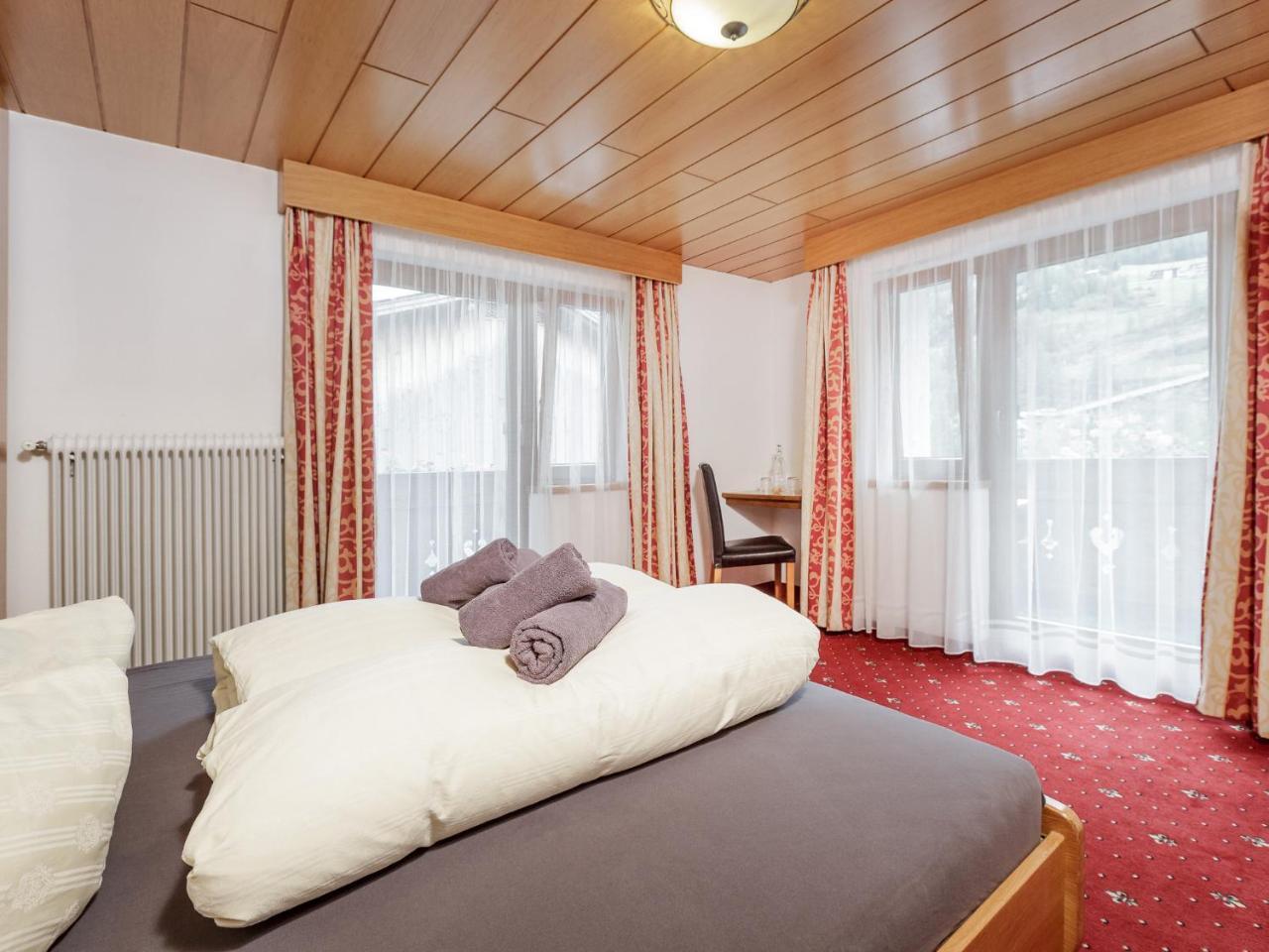 Apartment Garni Enzian
